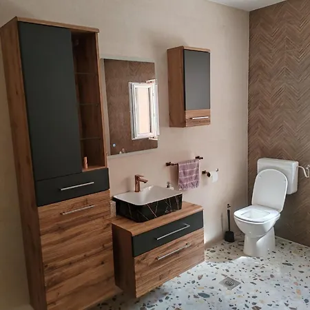 Ilijas With Gym * Mihalj