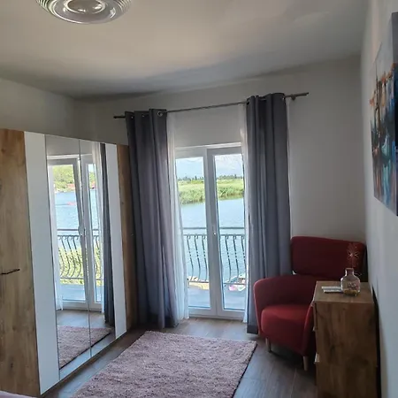 Ilijas With Gym Casa vacanze *